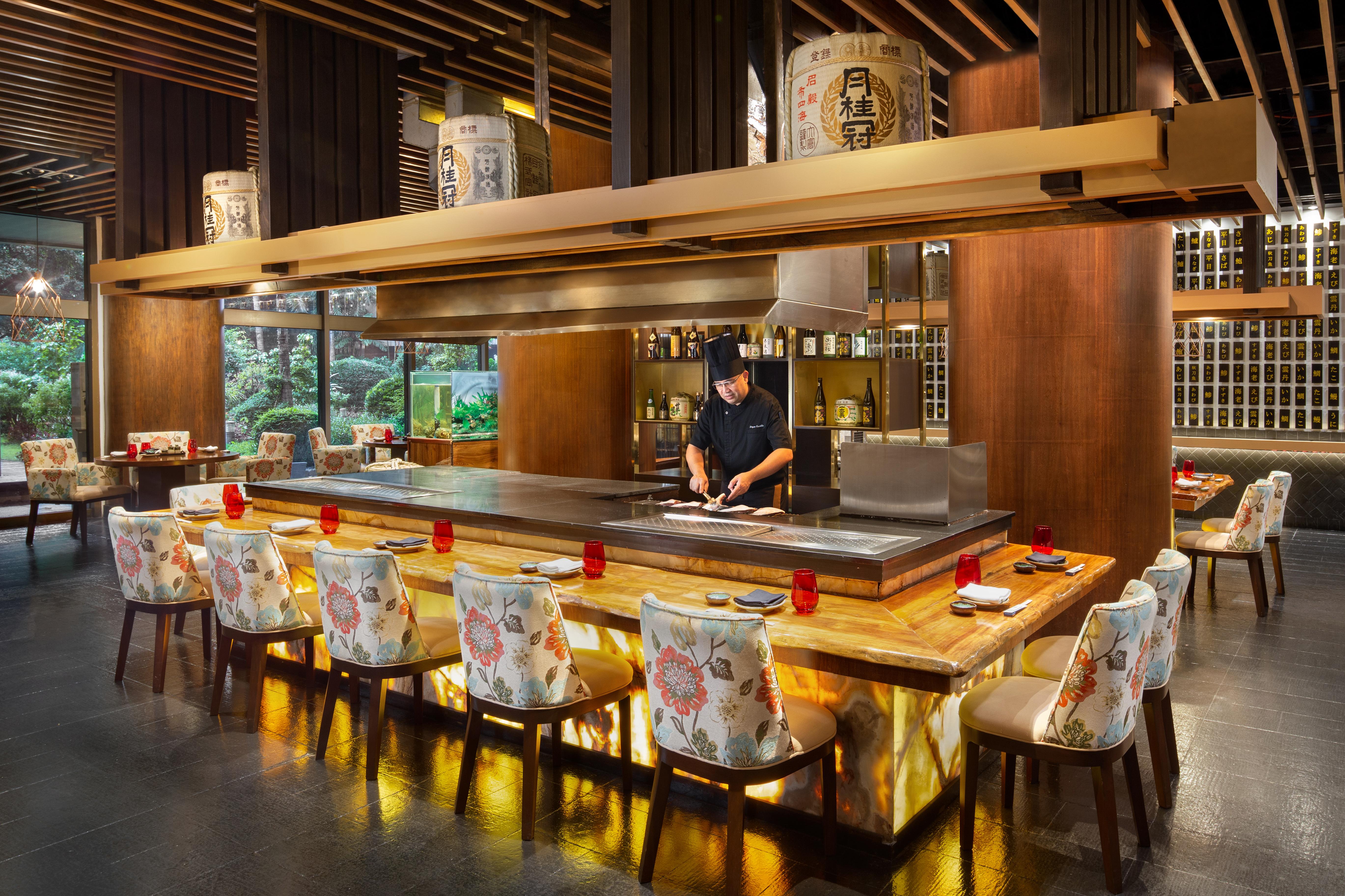 Dusit Thani Manila - Multiple Use Hotel Makati City Exterior foto Sushi restaurant in Singapore