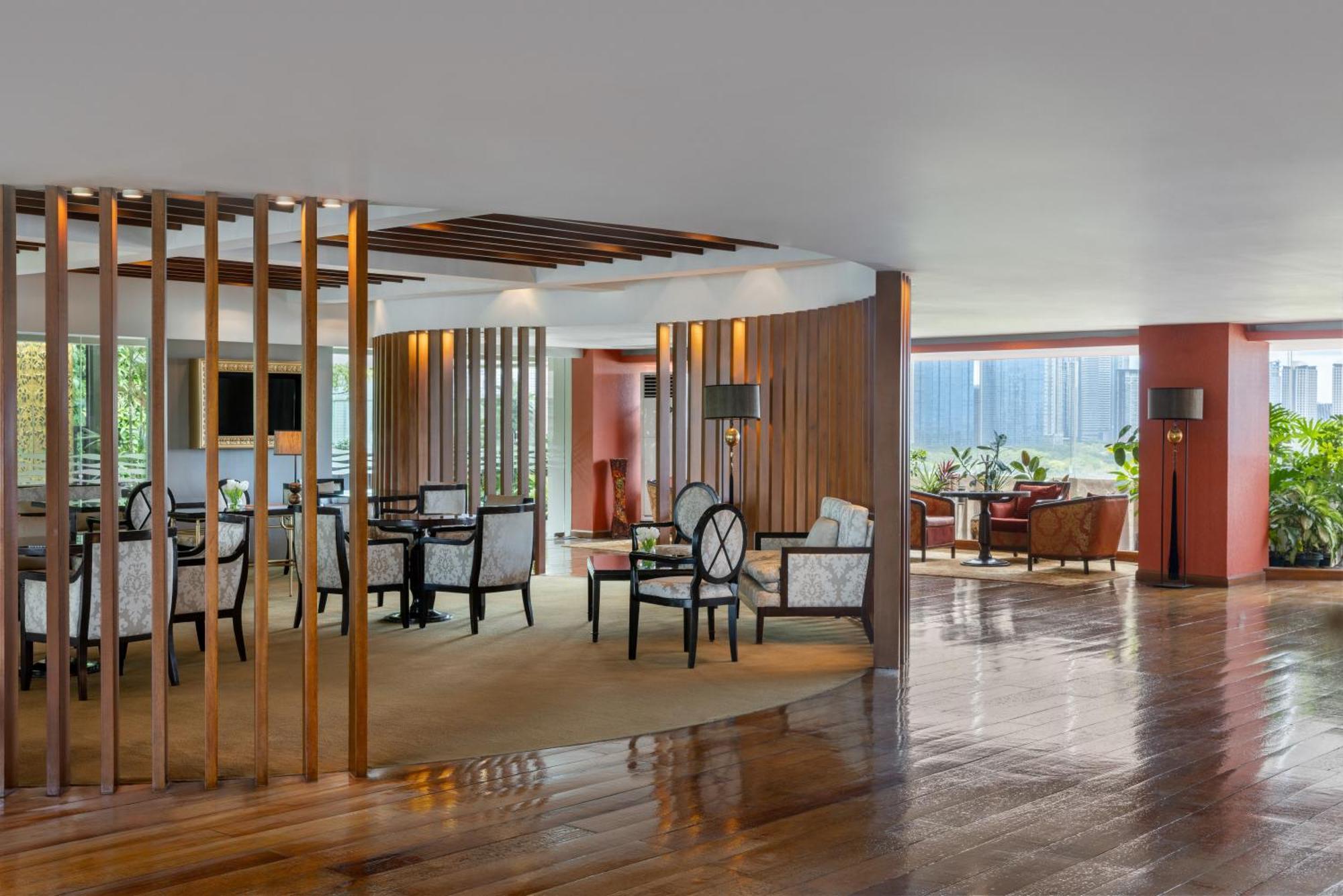 Dusit Thani Manila - Multiple Use Hotel Makati City Exterior foto The lounge at the airport